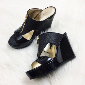 MARC FISHER Black Glitter Open Toe Wedges